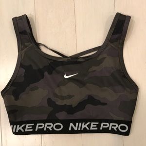 Nike Pro Camo Sports Bra
